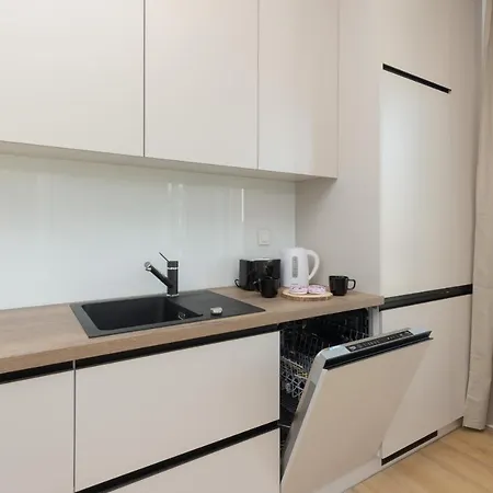 Lejlighed Optykow Spacious & Cosy With Parking By Renters Warszawa