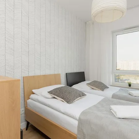 Optykow Spacious & Cosy With Parking By Renters Lejlighed Warszawa